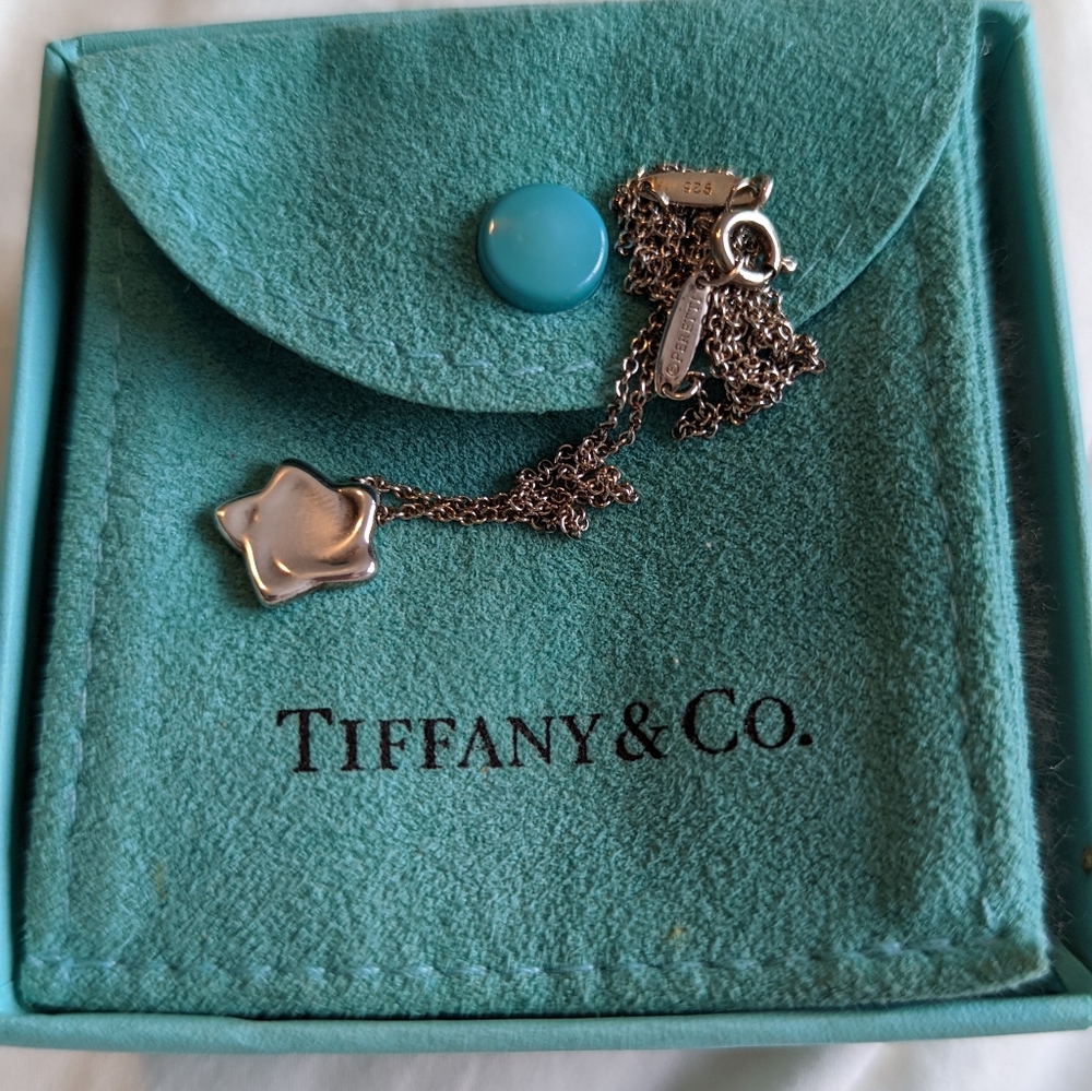 Retired Peretti Star pendant necklace